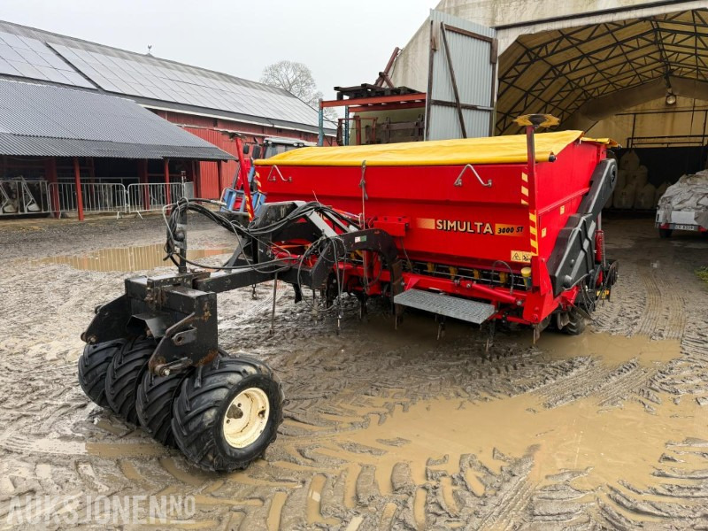 2001 Junkkari Simulta 3000ST Såmaskin - Сельскохозяйственная техника: фото 1 2001 Junkkari Simulta 3000ST Såmaskin - Сельскохозяйственная техника: фото 1