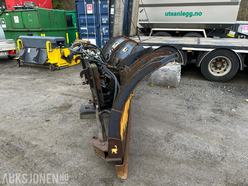 2003 -Tellefsdal brøyteskjær - V-plow high - HK - 3,1m – HMV feste – Repobjekt - Сельскохозяйственная техника: фото 2 2003 -Tellefsdal brøyteskjær - V-plow high - HK - 3,1m – HMV feste – Repobjekt - Сельскохозяйственная техника: фото 2
