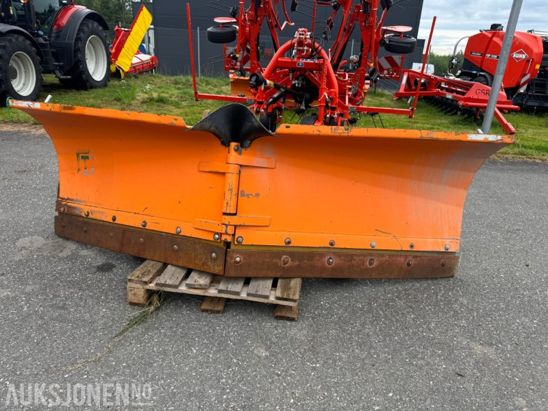 2011 TELLEFSDAL 2700 PLOG TIL TRAKTOR - Сельскохозяйственная техника: фото 1 2011 TELLEFSDAL 2700 PLOG TIL TRAKTOR - Сельскохозяйственная техника: фото 1