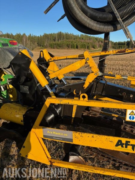 Сельскохозяйственная техника 2012 AFT 100 KJEDEGRAVER / GRØFTEGRAVER MED LASER: фото 10 Сельскохозяйственная техника 2012 AFT 100 KJEDEGRAVER / GRØFTEGRAVER MED LASER: фото 10