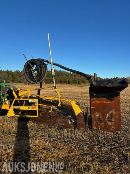 Сельскохозяйственная техника 2012 AFT 100 KJEDEGRAVER / GRØFTEGRAVER MED LASER: фото 9 Сельскохозяйственная техника 2012 AFT 100 KJEDEGRAVER / GRØFTEGRAVER MED LASER: фото 9