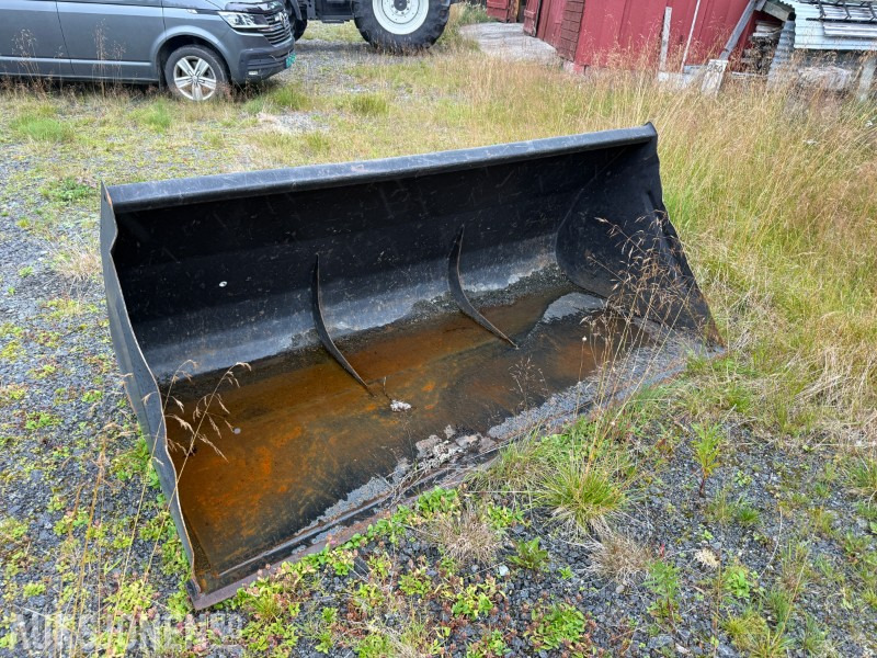 2013 Ålø 220 LV - SMS - Skuffe - Snøskuff - MVA FRI!! - Сельскохозяйственная техника: фото 1 2013 Ålø 220 LV - SMS - Skuffe - Snøskuff - MVA FRI!! - Сельскохозяйственная техника: фото 1