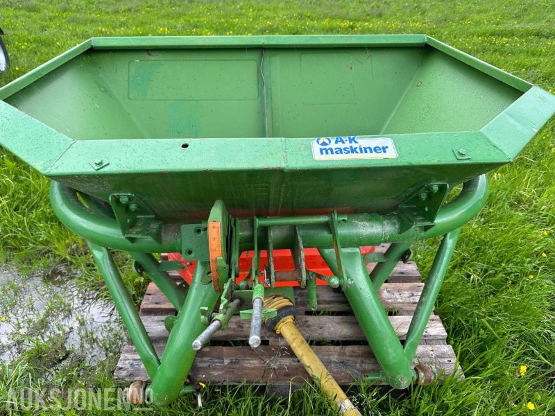 AMAZONE ZA-F 604R GJØDSELSPREDER - Сельскохозяйственная техника: фото 3 AMAZONE ZA-F 604R GJØDSELSPREDER - Сельскохозяйственная техника: фото 3
