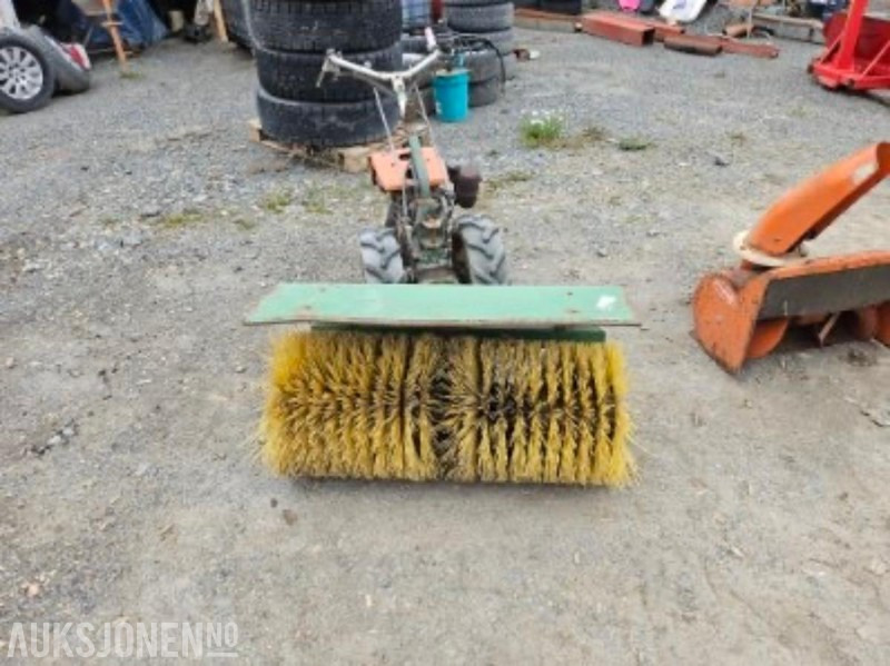 Goldoni 2 Hjuls traktor m/kost og snøfreser - Сельскохозяйственная техника: фото 5 Goldoni 2 Hjuls traktor m/kost og snøfreser - Сельскохозяйственная техника: фото 5