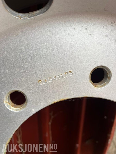 Ubrukt dekk med felg 400R 22,5 - 22,5x11,75 - Сельскохозяйственная техника: фото 5 Ubrukt dekk med felg 400R 22,5 - 22,5x11,75 - Сельскохозяйственная техника: фото 5