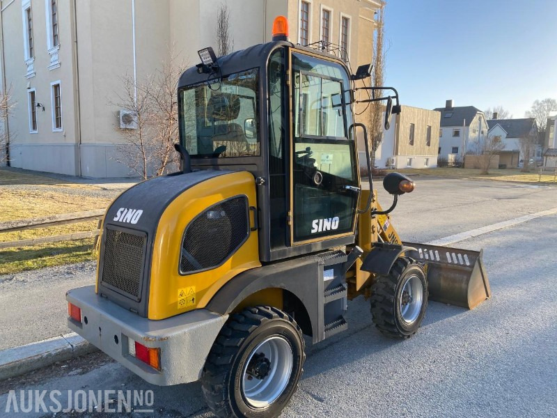 Sino 908 Hjullaster med skuffe og pallegaffler - Колёсный погрузчик: фото 4 Sino 908 Hjullaster med skuffe og pallegaffler - Колёсный погрузчик: фото 4