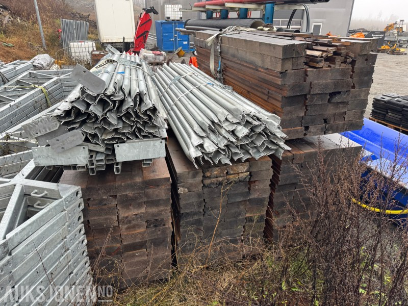 Stålhall 450 m² – demontert lagerhall med duk, klar for opplasting - Строительное оборудование: фото 4 Stålhall 450 m² – demontert lagerhall med duk, klar for opplasting - Строительное оборудование: фото 4