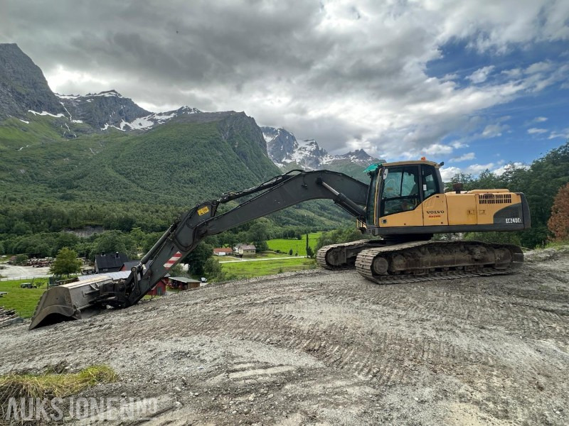Volvo EC240CL Beltegraver - Экскаватор: фото 1 Volvo EC240CL Beltegraver - Экскаватор: фото 1