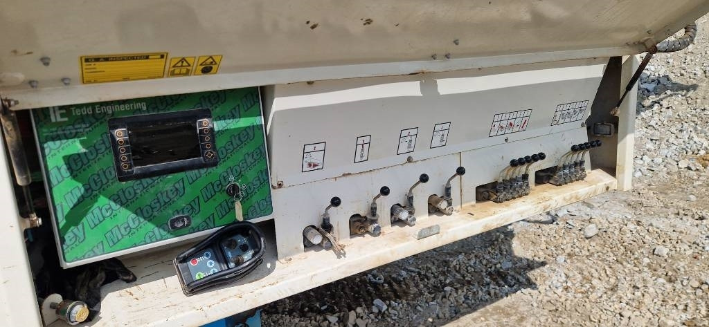 McCloskey J45 - Мобильная дробилка: фото 3 McCloskey J45 - Мобильная дробилка: фото 3