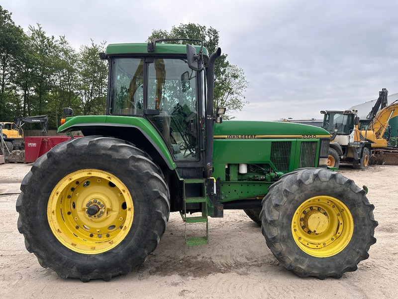 John Deere 7700 PowerQuad - Front linkage - Трактор: фото 4 John Deere 7700 PowerQuad - Front linkage - Трактор: фото 4