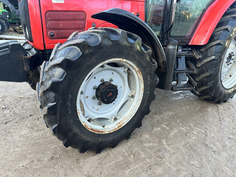 Трактор Massey Ferguson 5445: фото 9