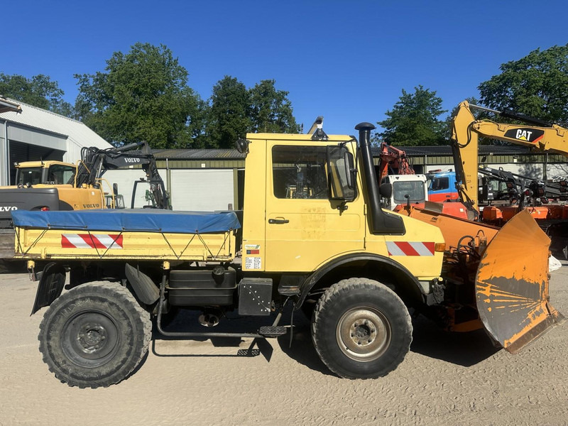 Mercedes-Benz Unimog U 1000 32.883km // ORIGINAL MILEAGE - Снегоуборочная машина: фото 4 Mercedes-Benz Unimog U 1000 32.883km // ORIGINAL MILEAGE - Снегоуборочная машина: фото 4