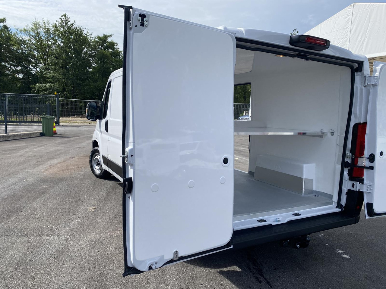 FIAT DUCATO L2H1 140PS | ISOLIERUNG OHNE KÜHLAGGREGAT - Фургон-рефрижератор: фото 4 FIAT DUCATO L2H1 140PS | ISOLIERUNG OHNE KÜHLAGGREGAT - Фургон-рефрижератор: фото 4