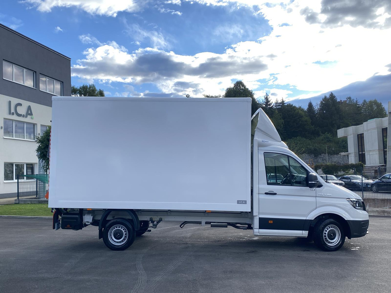 Новый Фургон с закрытым кузовом MAN TGE 3.180 RS4490 1+2, 180PS, 2.0L | ALU-BOX 4200mm + LADERAMPE: фото 24