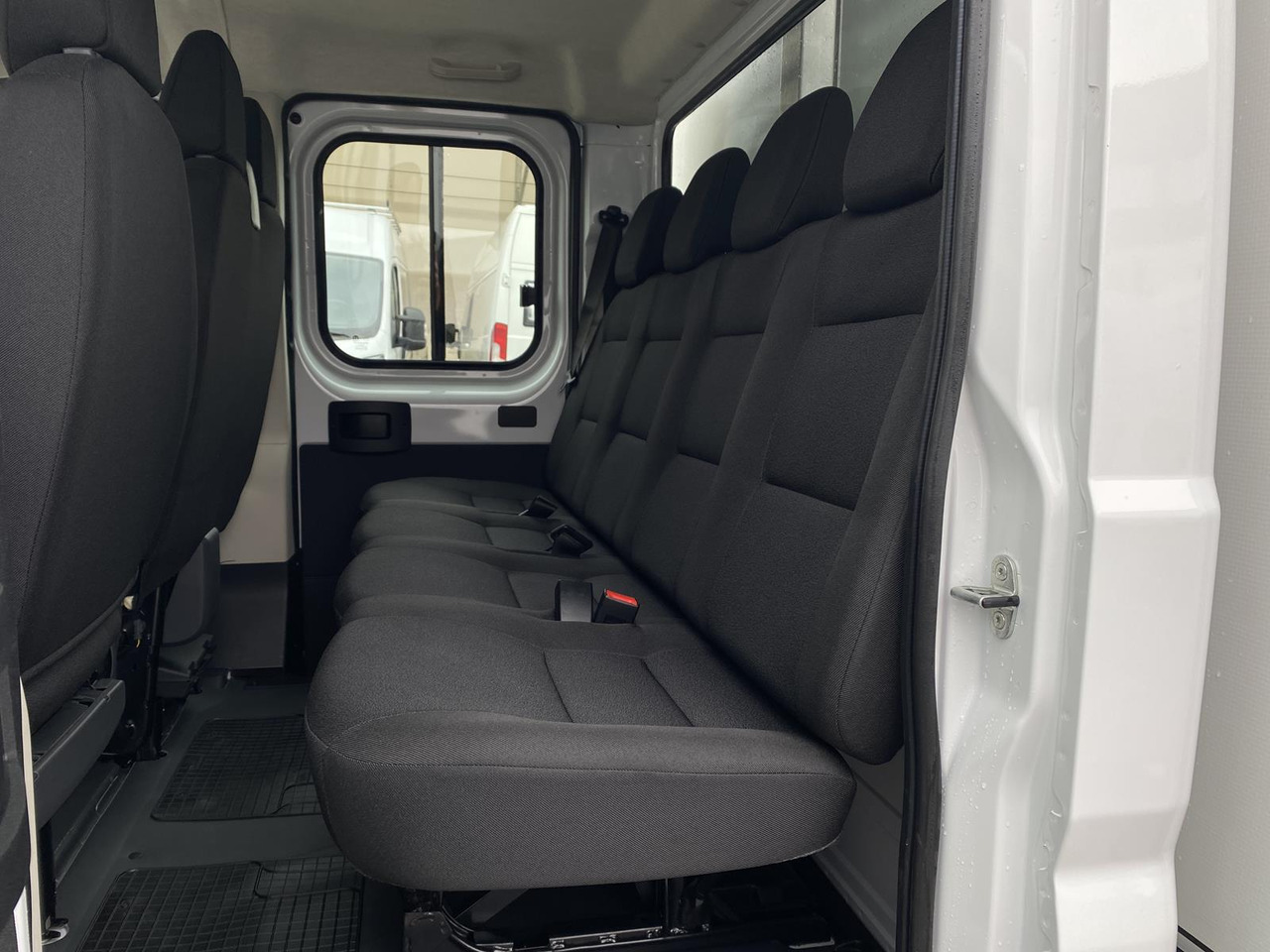 OPEL MOVANO 1+6 DOKA 140PS | KÜHLKOFFER + LADERAMPE - Фургон-рефрижератор: фото 5 OPEL MOVANO 1+6 DOKA 140PS | KÜHLKOFFER + LADERAMPE - Фургон-рефрижератор: фото 5