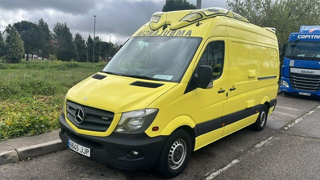 Mercedes Benz AMBULANCE Lot of 10 units Sprinter 313 CDI Automatic - Коммунальная/ Специальная техника: фото 1 Mercedes Benz AMBULANCE Lot of 10 units Sprinter 313 CDI Automatic - Коммунальная/ Специальная техника: фото 1