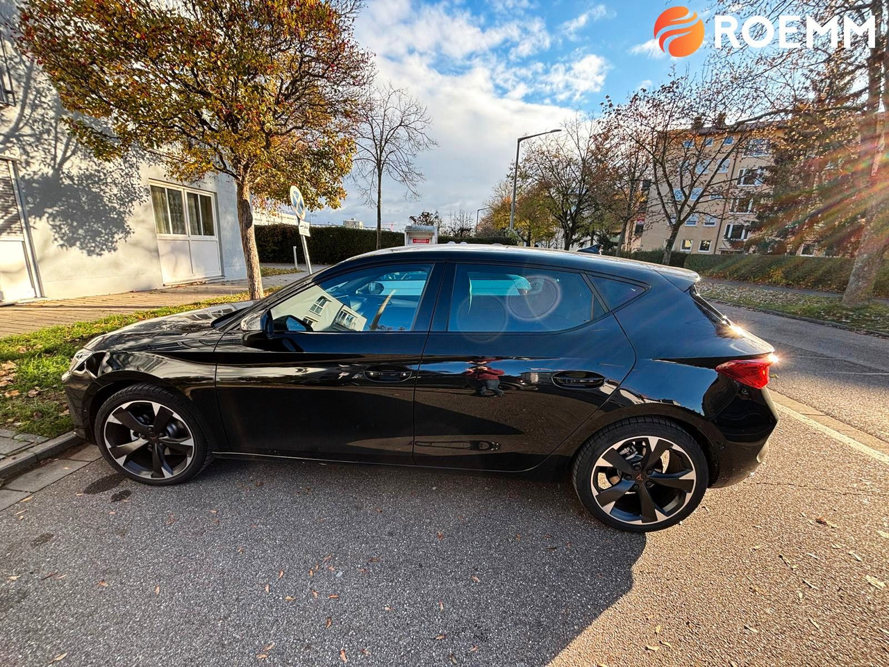 Cupra Leon Basis*ACC*LED*Tacho Digital*DAB*Memory* - Седан: фото 2 Cupra Leon Basis*ACC*LED*Tacho Digital*DAB*Memory* - Седан: фото 2