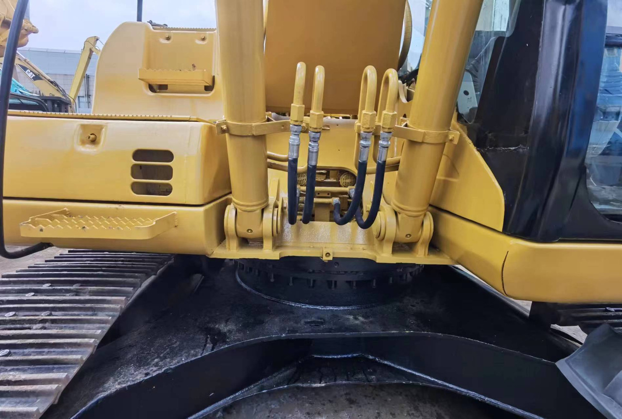 Caterpillar 320Cl 320C Used Excavator CAT 320 320D 320D2 320GC Crawler Hydraulic Excavator in Excellent Condition - Гусеничный экскаватор: фото 5 Caterpillar 320Cl 320C Used Excavator CAT 320 320D 320D2 320GC Crawler Hydraulic Excavator in Excellent Condition - Гусеничный экскаватор: фото 5