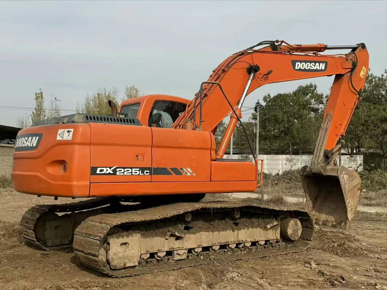 Doosan Used Excavator 225 DX225 DX300 DH150W DX300 DX420 DX520 Second hand Crawler Excavators in Excellent Work Condition - Гусеничный экскаватор: фото 2 Doosan Used Excavator 225 DX225 DX300 DH150W DX300 DX420 DX520 Second hand Crawler Excavators in Excellent Work Condition - Гусеничный экскаватор: фото 2