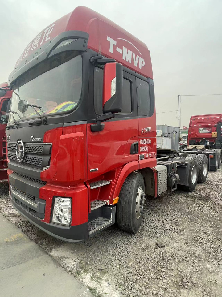 Shacman Slightly Used X3000 X5000 (6*4) Semi Truck Head Tractor Head Tipper Head - Тягач: фото 2 Shacman Slightly Used X3000 X5000 (6*4) Semi Truck Head Tractor Head Tipper Head - Тягач: фото 2