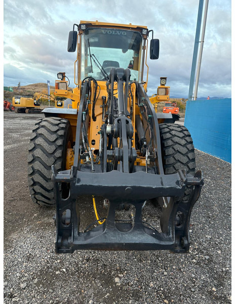 Volvo L70E - Колёсный погрузчик: фото 4 Volvo L70E - Колёсный погрузчик: фото 4