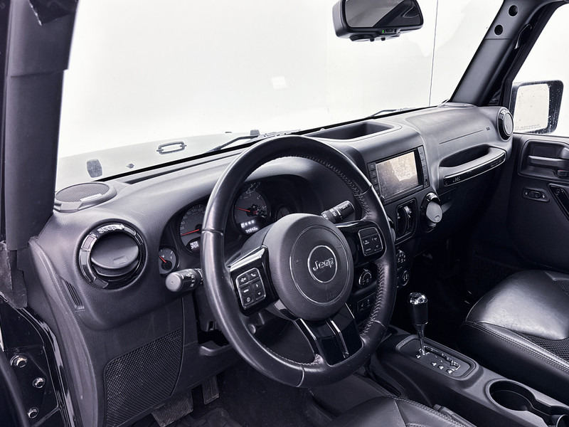 Jeep Wrangler 2.8 CRD Night Eagle Grijs Kenteken Cruise Control Navigatie Airco Trekhaak 4X4 Alpine Audio - Легковой фургон: фото 5 Jeep Wrangler 2.8 CRD Night Eagle Grijs Kenteken Cruise Control Navigatie Airco Trekhaak 4X4 Alpine Audio - Легковой фургон: фото 5