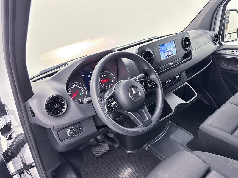 Mercedes-Benz Sprinter 317 1.9 CDI L2H2 Navigatie Achteruitrijcamera Apple Carplay/Android Auto Betimmering Cruise Control - Легковой фургон: фото 4 Mercedes-Benz Sprinter 317 1.9 CDI L2H2 Navigatie Achteruitrijcamera Apple Carplay/Android Auto Betimmering Cruise Control - Легковой фургон: фото 4