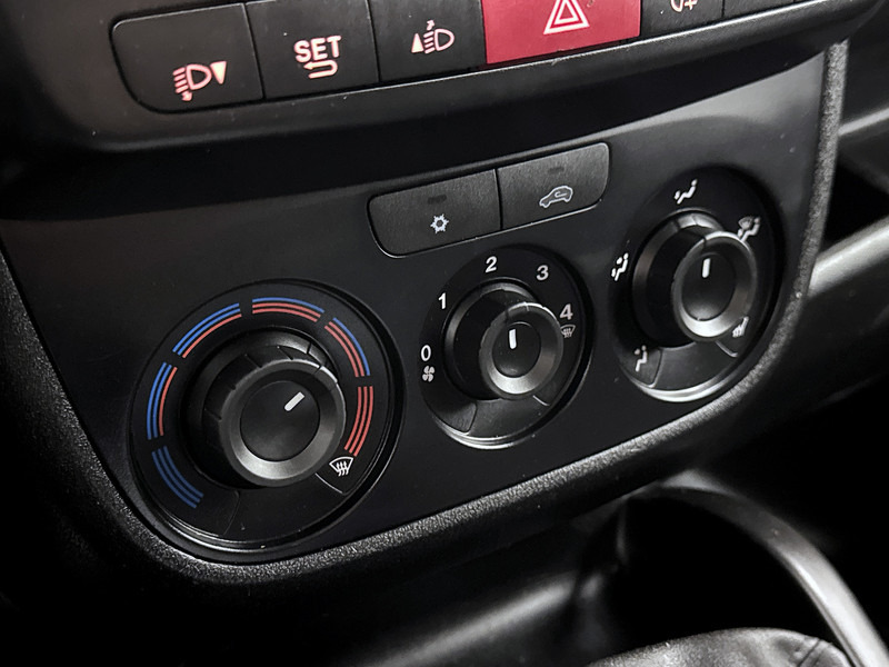 Легковой фургон Opel Combo 1.4 L2H1 ecoFLEX Benzine Airco Imperiaal: фото 8 Легковой фургон Opel Combo 1.4 L2H1 ecoFLEX Benzine Airco Imperiaal: фото 8