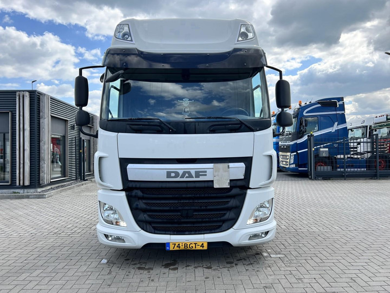 DAF CF 440 4x2 trekker Hydraulic - Тягач: фото 2 DAF CF 440 4x2 trekker Hydraulic - Тягач: фото 2