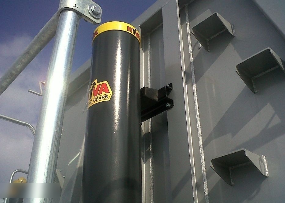 Cilindrii basculare semiremorca bascula din dezmembrari - Гидравлический цилиндр для Грузовиков: фото 1 Cilindrii basculare semiremorca bascula din dezmembrari - Гидравлический цилиндр для Грузовиков: фото 1