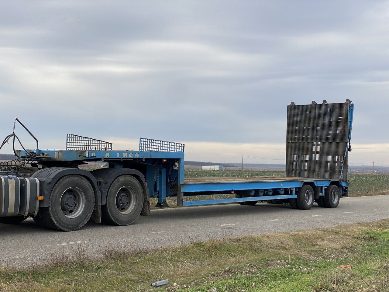 Goldhofer GOLDHOFFER STZ - L2 - 23/80 Trailer Agabaritic 2 VIRATOARE : 2 S - Низкорамный полуприцеп: фото 3 Goldhofer GOLDHOFFER STZ - L2 - 23/80 Trailer Agabaritic 2 VIRATOARE : 2 S - Низкорамный полуприцеп: фото 3