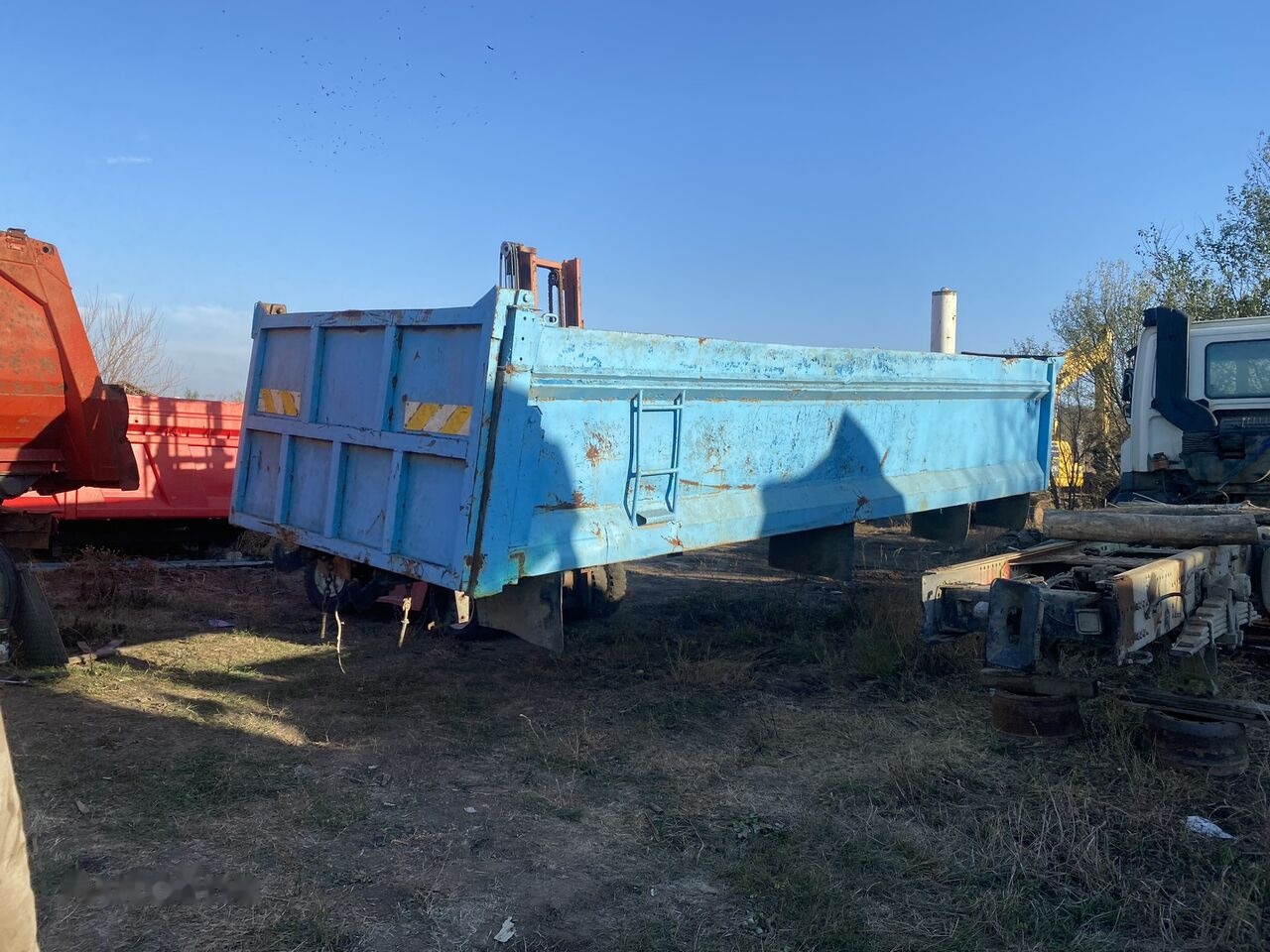Hyva bena originala DAF 8x4 cu semisasiu si cilindru basculare - Кузов для самосвала: фото 3 Hyva bena originala DAF 8x4 cu semisasiu si cilindru basculare - Кузов для самосвала: фото 3