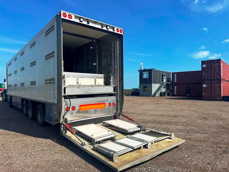 Fliegl Vandborg 3 stock pigs trailer inkl. new Dolly - Полуприцеп для перевозки животных: фото 2 Fliegl Vandborg 3 stock pigs trailer inkl. new Dolly - Полуприцеп для перевозки животных: фото 2