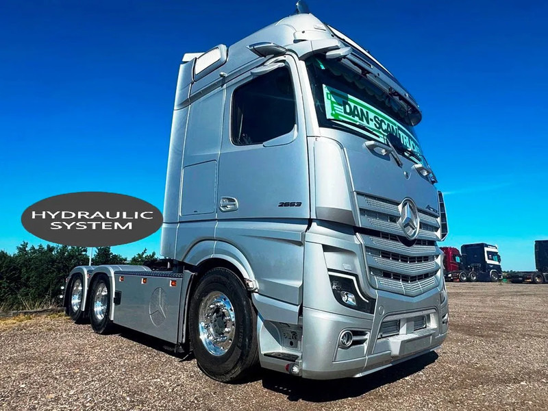 Mercedes-Benz Actros 2653 Special Interior. 6x2 3250mm weelbase. Air / Air suspension. hydr. syatem. Invertor. Micro wave. - Тягач: фото 2 Mercedes-Benz Actros 2653 Special Interior. 6x2 3250mm weelbase. Air / Air suspension. hydr. syatem. Invertor. Micro wave. - Тягач: фото 2