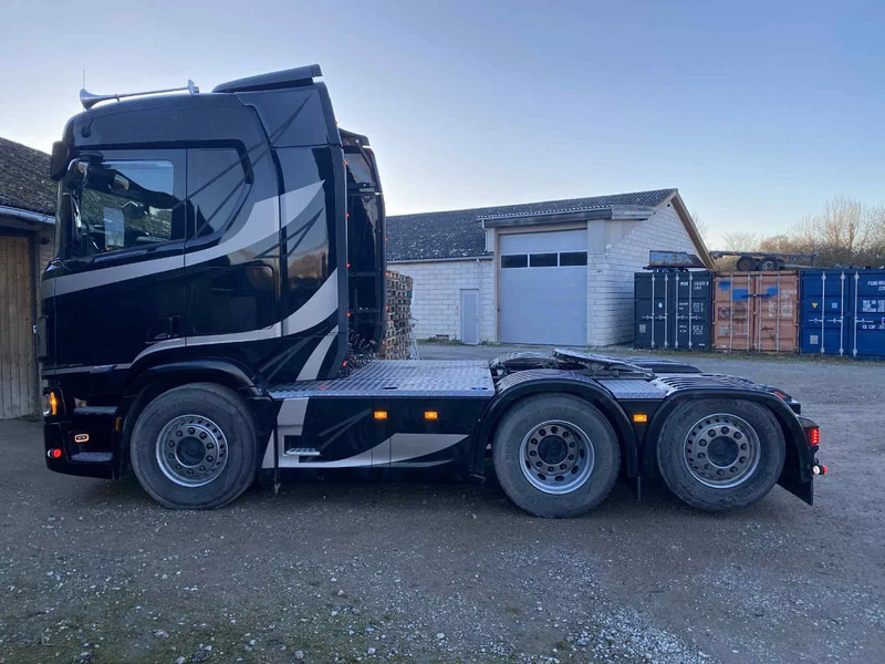 Scania R560 560R super 6x2*4 rearsteering. Hydr. system Air / Air suspension - Тягач: фото 4 Scania R560 560R super 6x2*4 rearsteering. Hydr. system Air / Air suspension - Тягач: фото 4