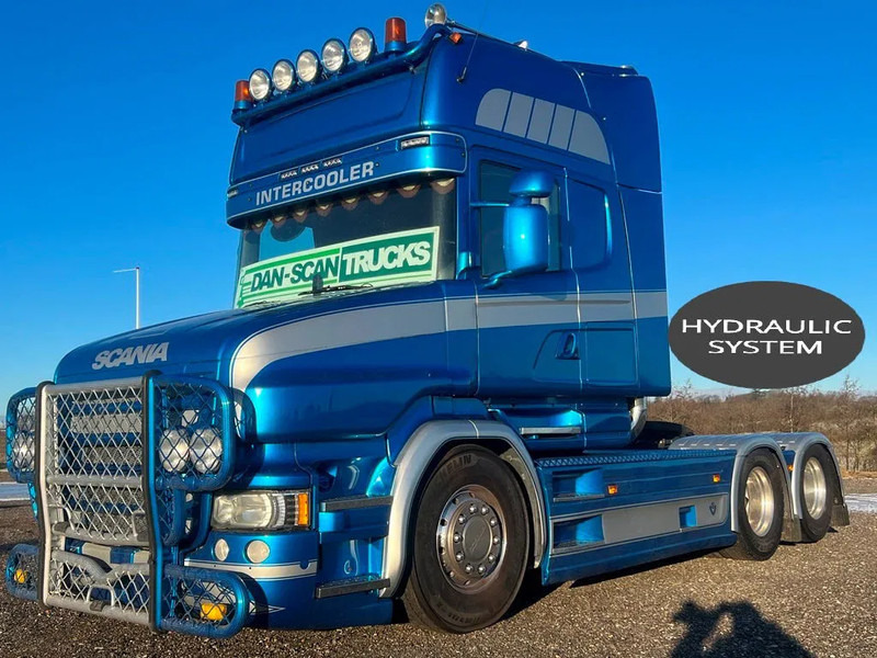 Scania T520 V8 Speciel interior. Air / Air suspension. Opticruise / Retarder .PTO on Engine and gearbox. New Hydr. system. - Тягач: фото 1 Scania T520 V8 Speciel interior. Air / Air suspension. Opticruise / Retarder .PTO on Engine and gearbox. New Hydr. system. - Тягач: фото 1