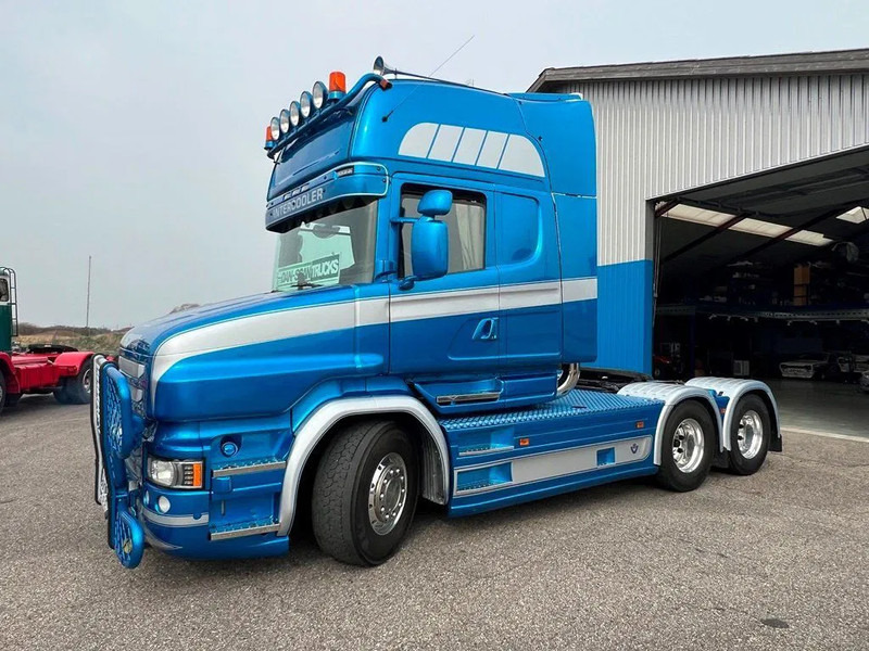 Scania T520 V8 Speciel interior. Air / Air suspension. Opticruise / Retarder .PTO on Engine and gearbox. New Hydr. system. - Тягач: фото 4 Scania T520 V8 Speciel interior. Air / Air suspension. Opticruise / Retarder .PTO on Engine and gearbox. New Hydr. system. - Тягач: фото 4