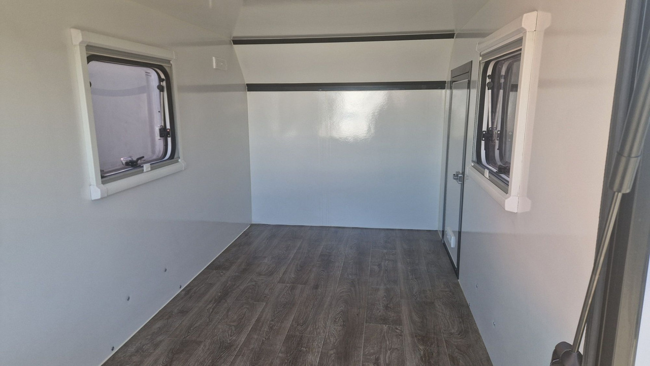 Прицеп дача Everest Minicamp Kempinowa Towarowa Przyczepa lekka: фото 7 Прицеп дача Everest Minicamp Kempinowa Towarowa Przyczepa lekka: фото 7