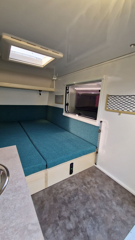 Microcamp mini przyczepa kempingowa transportowa teardrop - Прицеп для легкового автомобиля: фото 4 Microcamp mini przyczepa kempingowa transportowa teardrop - Прицеп для легкового автомобиля: фото 4