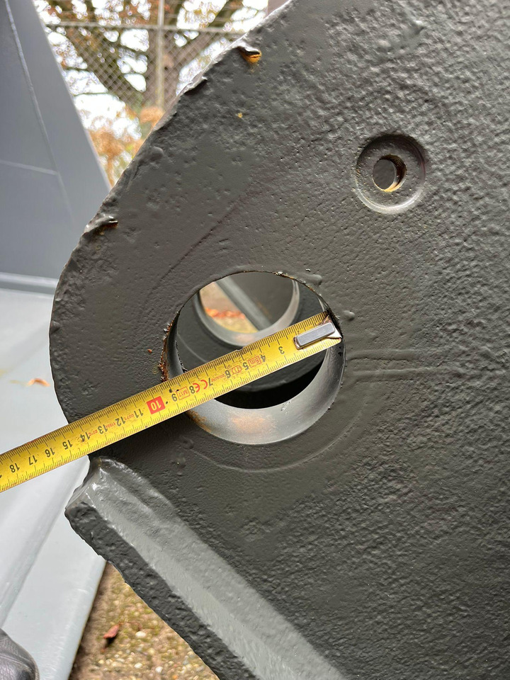 Ковш для погрузчика Volvo L 220: фото 10