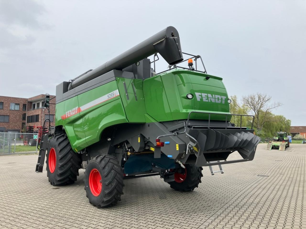 Fendt MD 5255 SCHNEIDWERK NICHT INKLUSIV - Зерноуборочный комбайн: фото 3 Fendt MD 5255 SCHNEIDWERK NICHT INKLUSIV - Зерноуборочный комбайн: фото 3