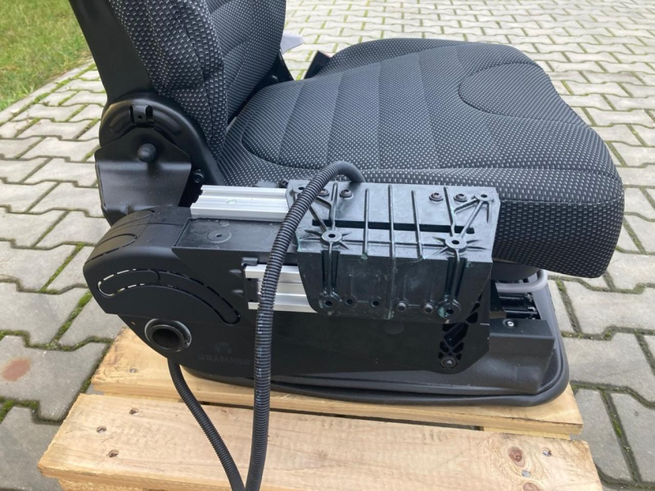 GRAMMER SITZ FENDT IDEAL - Сиденье для Сельскохозяйственной техники: фото 5 GRAMMER SITZ FENDT IDEAL - Сиденье для Сельскохозяйственной техники: фото 5