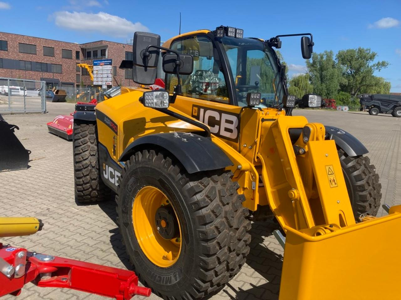 JCB 542-70 - Телескопический погрузчик: фото 2 JCB 542-70 - Телескопический погрузчик: фото 2