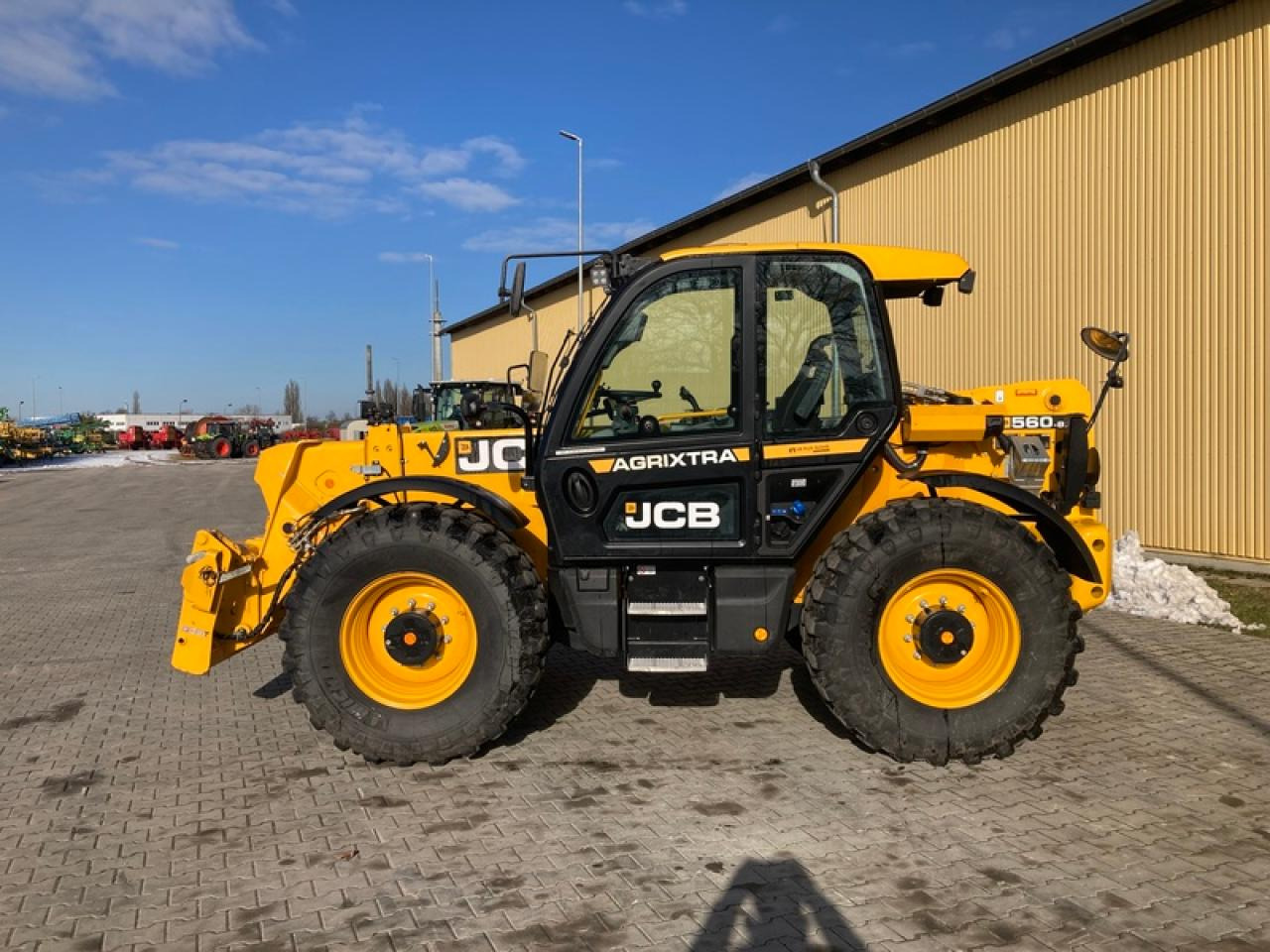 JCB 560-80 - Телескопический погрузчик: фото 2 JCB 560-80 - Телескопический погрузчик: фото 2