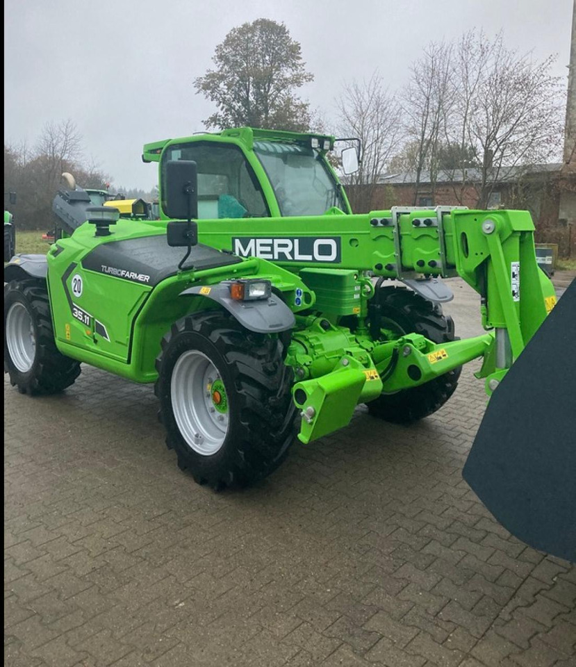 Merlo TF35.11TT - Телескопический погрузчик: фото 1 Merlo TF35.11TT - Телескопический погрузчик: фото 1