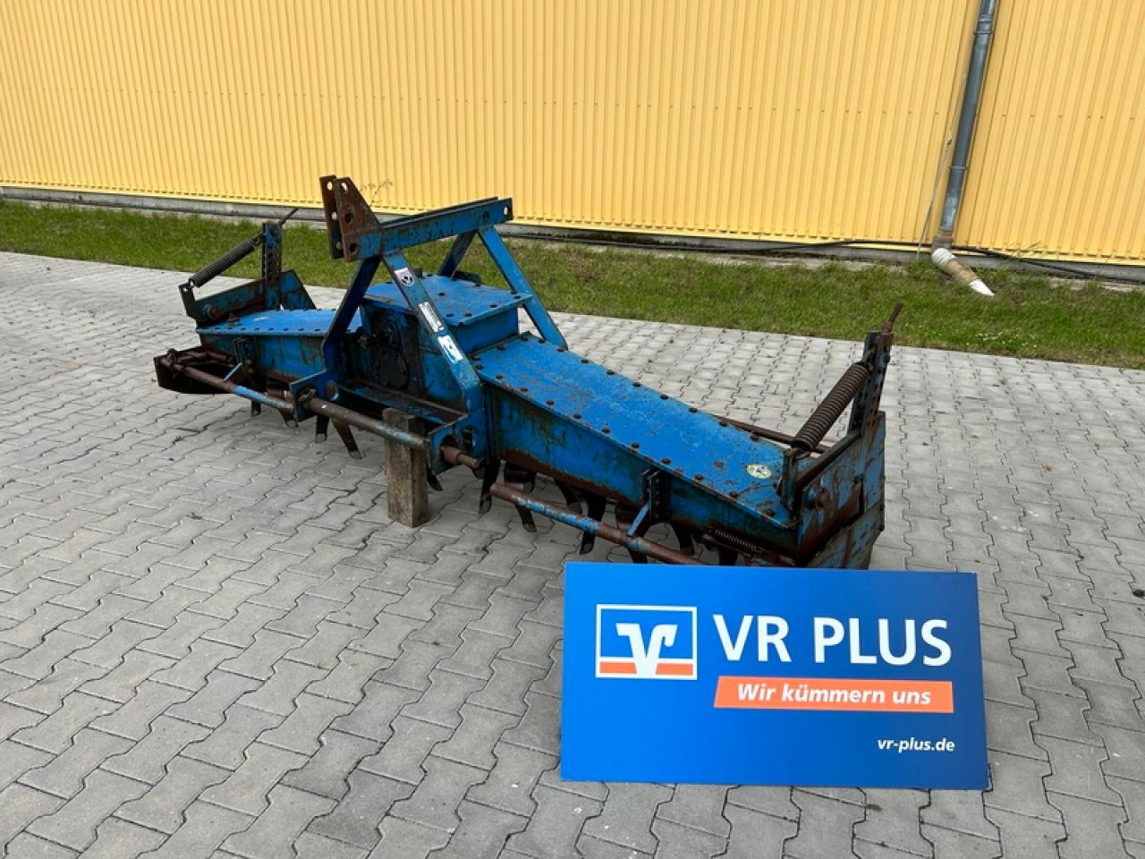 Rabe RKE 300 MIT ROHRSTABWALZE - Активная борона: фото 1 Rabe RKE 300 MIT ROHRSTABWALZE - Активная борона: фото 1