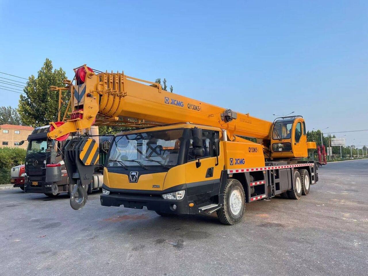 XCMG QY30KC QY30K XCT30 30T 30ton 50 60 70 80 100 - Мобильный кран: фото 1 XCMG QY30KC QY30K XCT30 30T 30ton 50 60 70 80 100 - Мобильный кран: фото 1