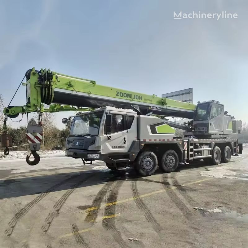 Zoomlion ZTC350 ZTC250 ZTC550 ZTC1000 - Мобильный кран: фото 1 Zoomlion ZTC350 ZTC250 ZTC550 ZTC1000 - Мобильный кран: фото 1