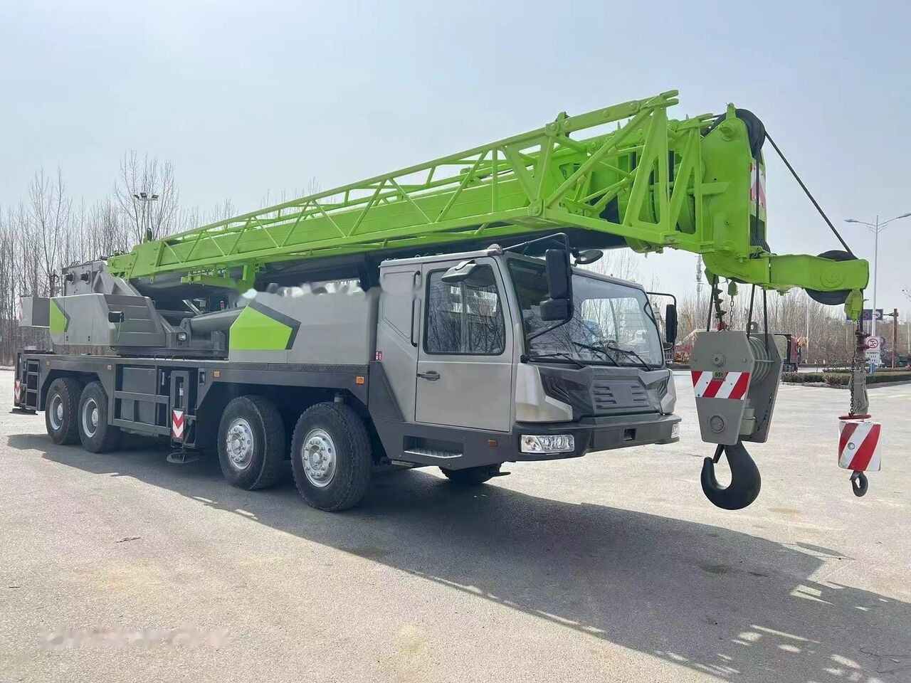Zoomlion ZTC550V ZTC500V ZTC800V 50T 55T 80T - Мобильный кран: фото 1 Zoomlion ZTC550V ZTC500V ZTC800V 50T 55T 80T - Мобильный кран: фото 1