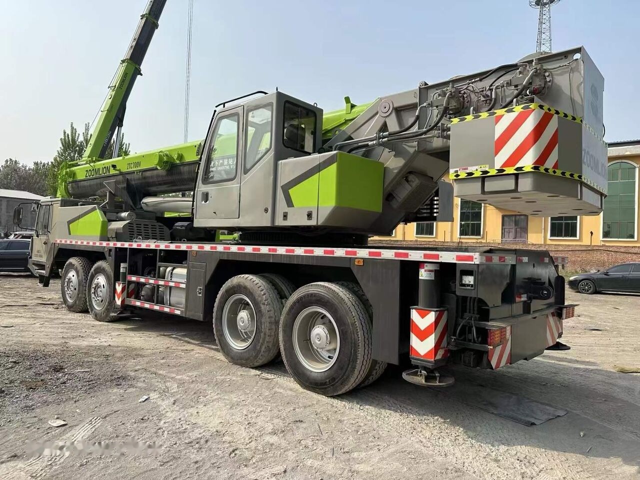 Zoomlion ZTC700V ZTC800V ZTC900V 50T 70T 80T 100T - Мобильный кран: фото 4 Zoomlion ZTC700V ZTC800V ZTC900V 50T 70T 80T 100T - Мобильный кран: фото 4